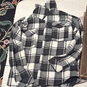 Women's garage size S Black and White Plaid Button-Up jacket